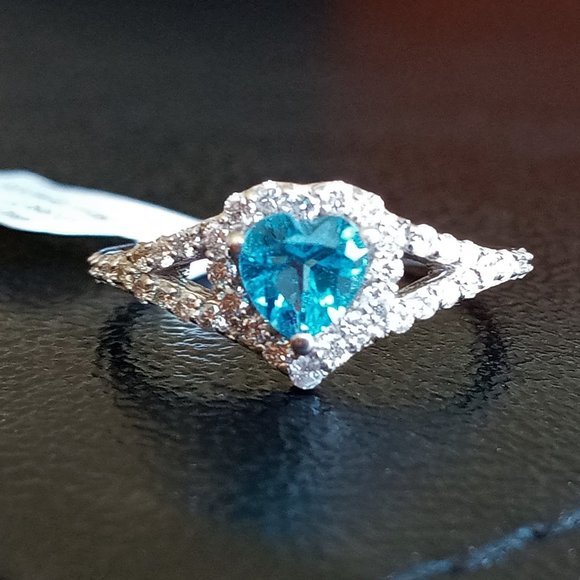 (SOLD) 14K Heart-Shaped Blue Topaz Diamond Ring Sz 5.75 - Picture 3 of 11